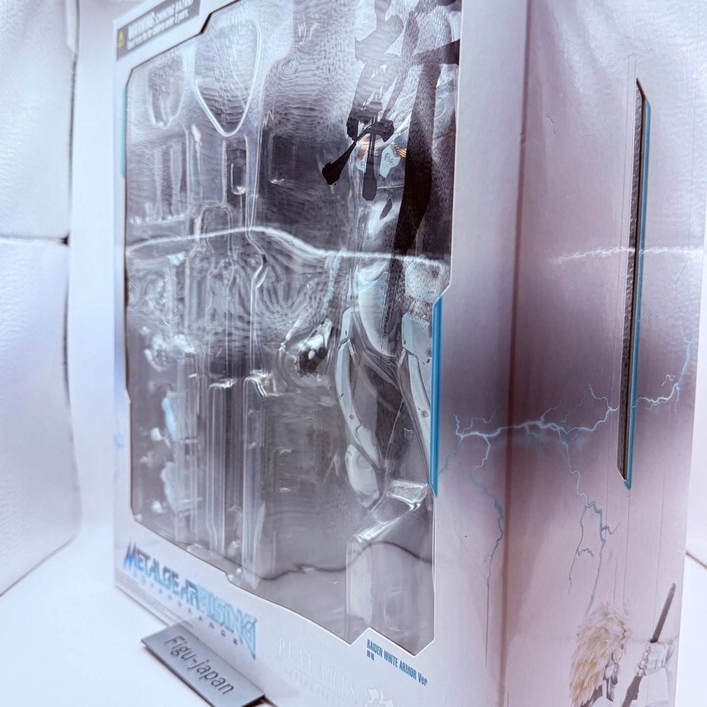 Play Arts Kai Raiden Metal Gear Rising Revengeance Action Figure Square Enix MIS13