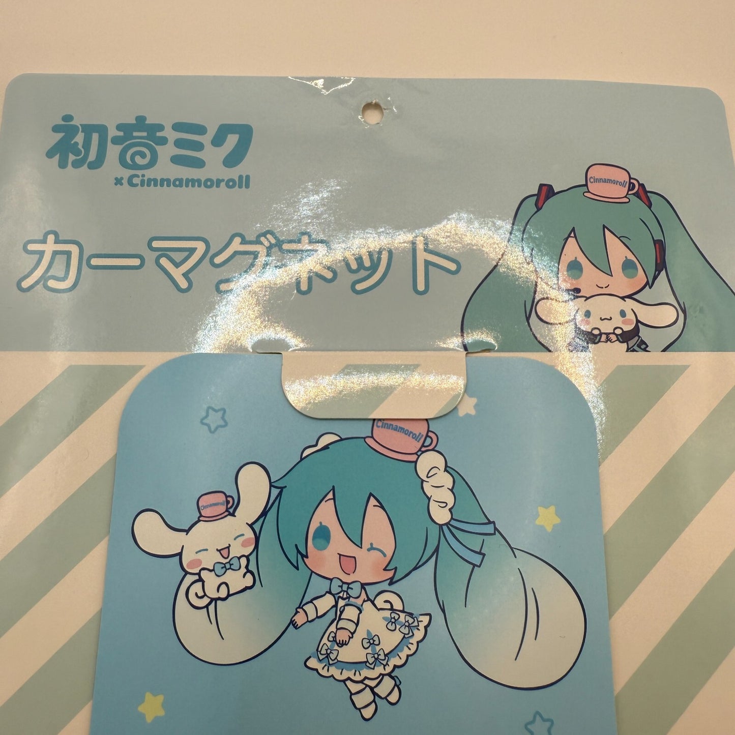 Hatsune miku Cinnamoroll Car magnet goods Light fastness Sanrio from japan NEW