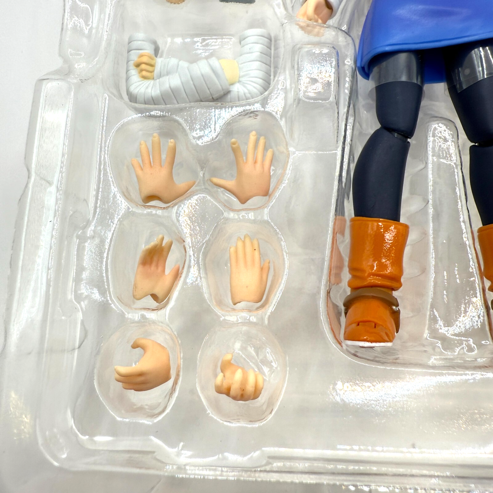 S.H.Figuarts Android 18 Dragon Ball Z Figure First Release Toei Sticker Mint10