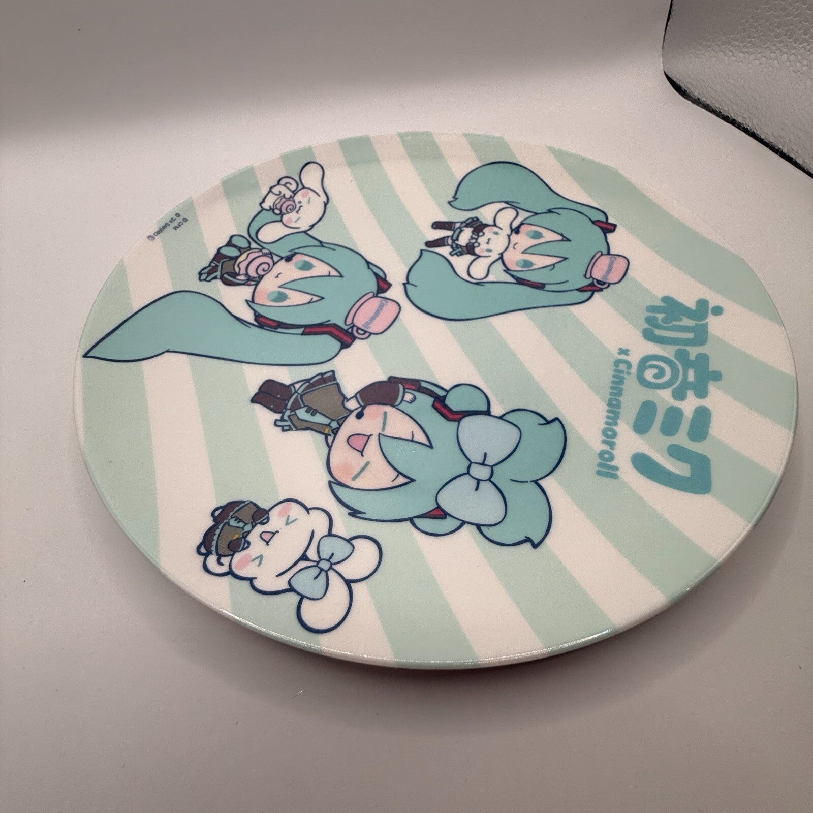 Hatsune miku & Cinnamon roll New prastic Melamine Plate sanrio [express]12