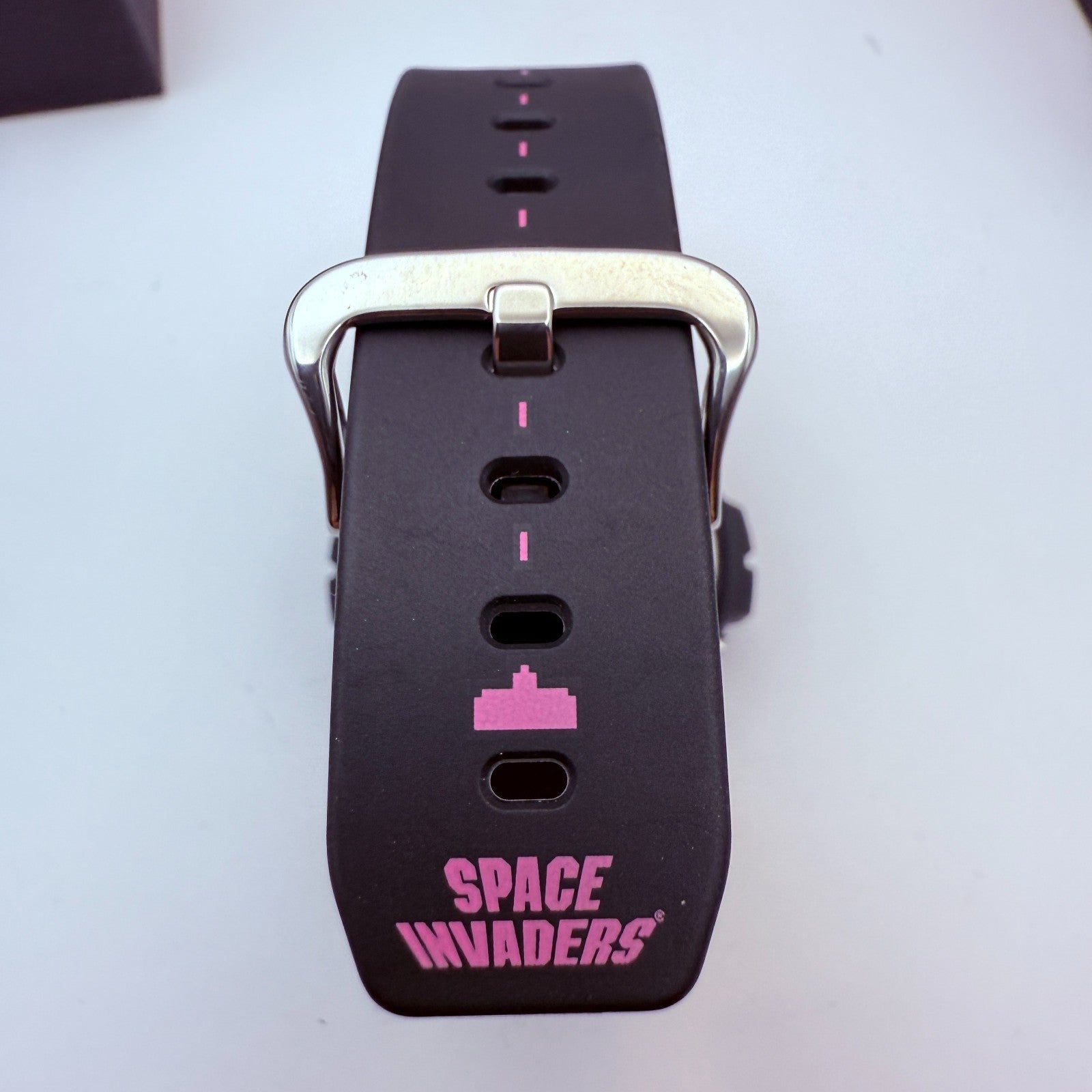 GSHOCK DW6900 SPACE INVADERS Limited Edition Black Pink OMOTESANDO Japan7