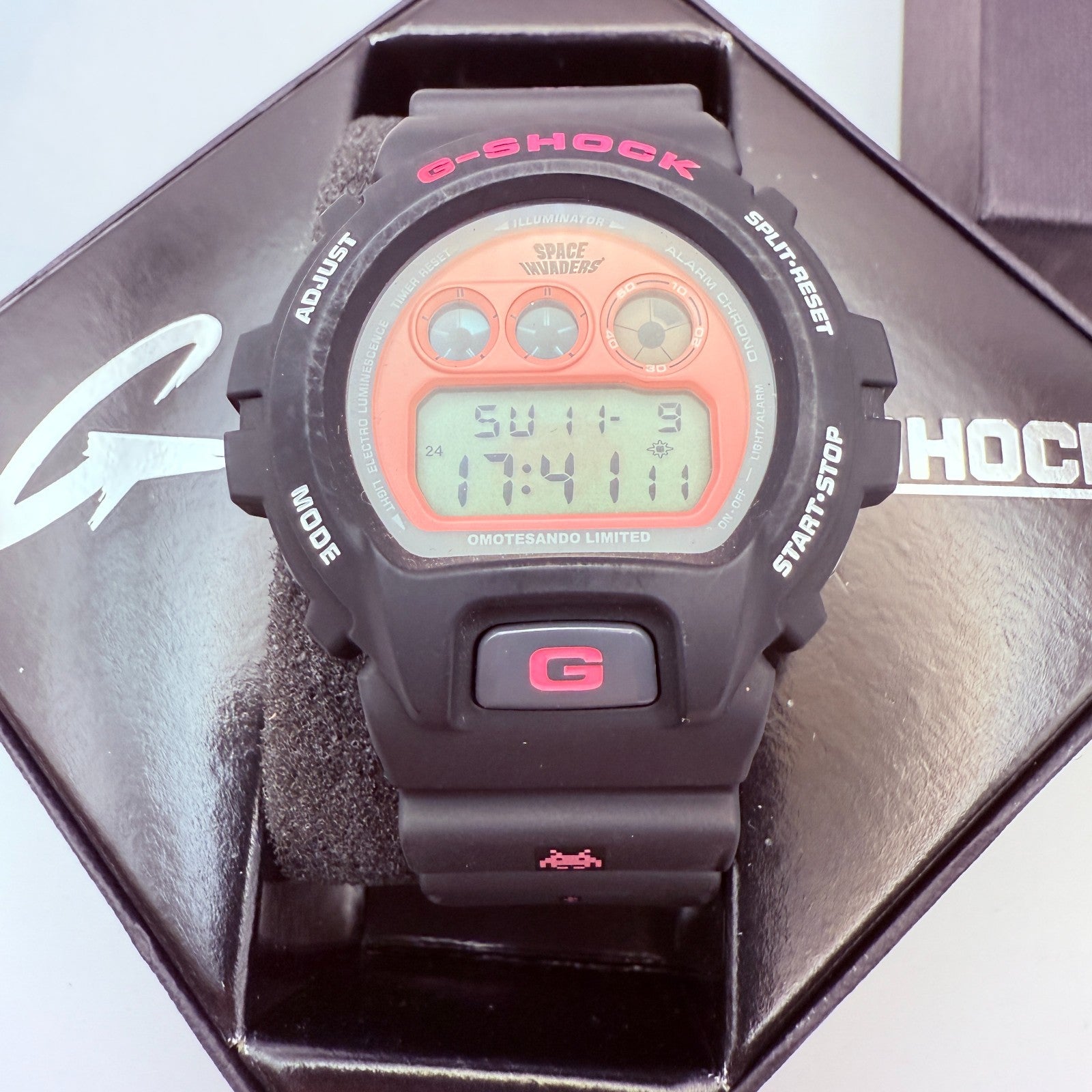 Casio G-Shock DW-6900 Space Invaders Limited Edition Black Pink Omotesando EUC1