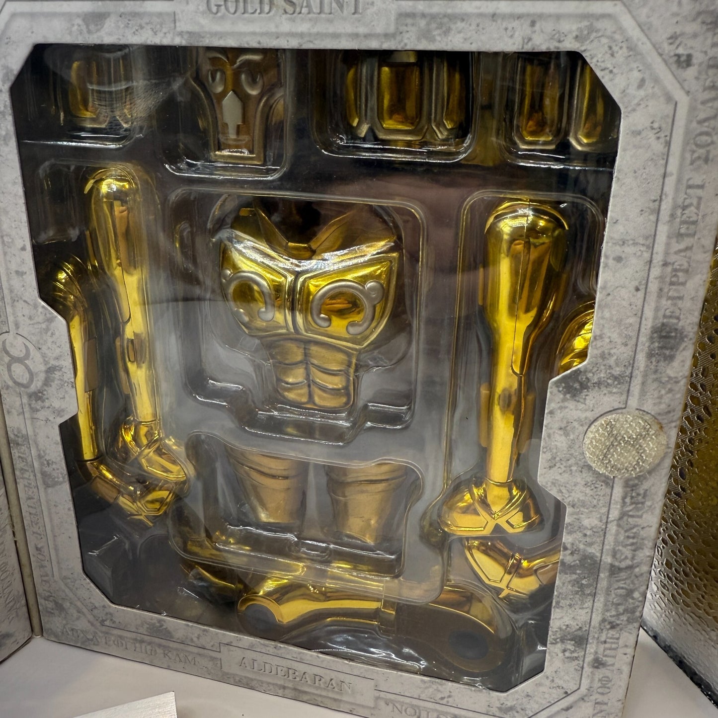Bandai Saint Cloth Myth Taurus Aldebaran Gold Saint Figure Japan Authentic Mint4
