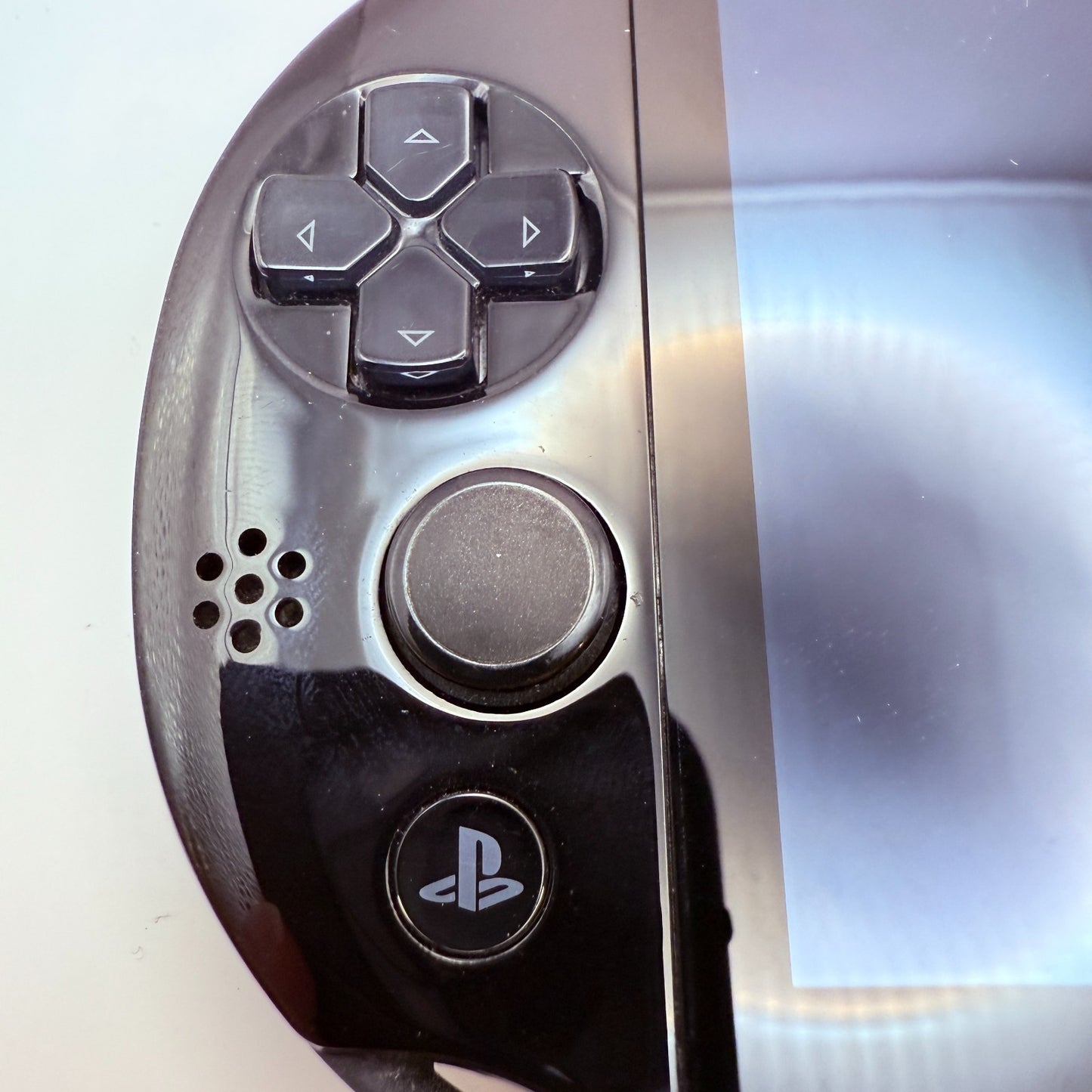 PS Vita PCH2000 Sony Playstation Console Black & 16GB  memory card [express]8