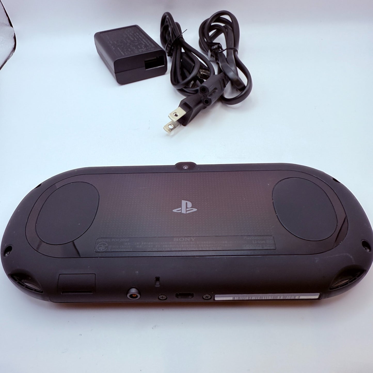 PS Vita PCH2000 Sony Playstation Console Black & 16GB  memory card [express]5