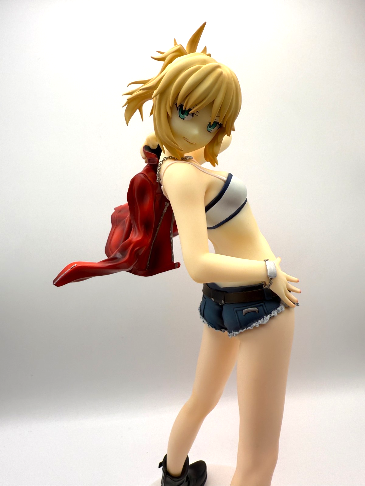 Fate Apocrypha Saber of Red Mordred 1/7 Figure Aquamarine MIB Authentic Japan15