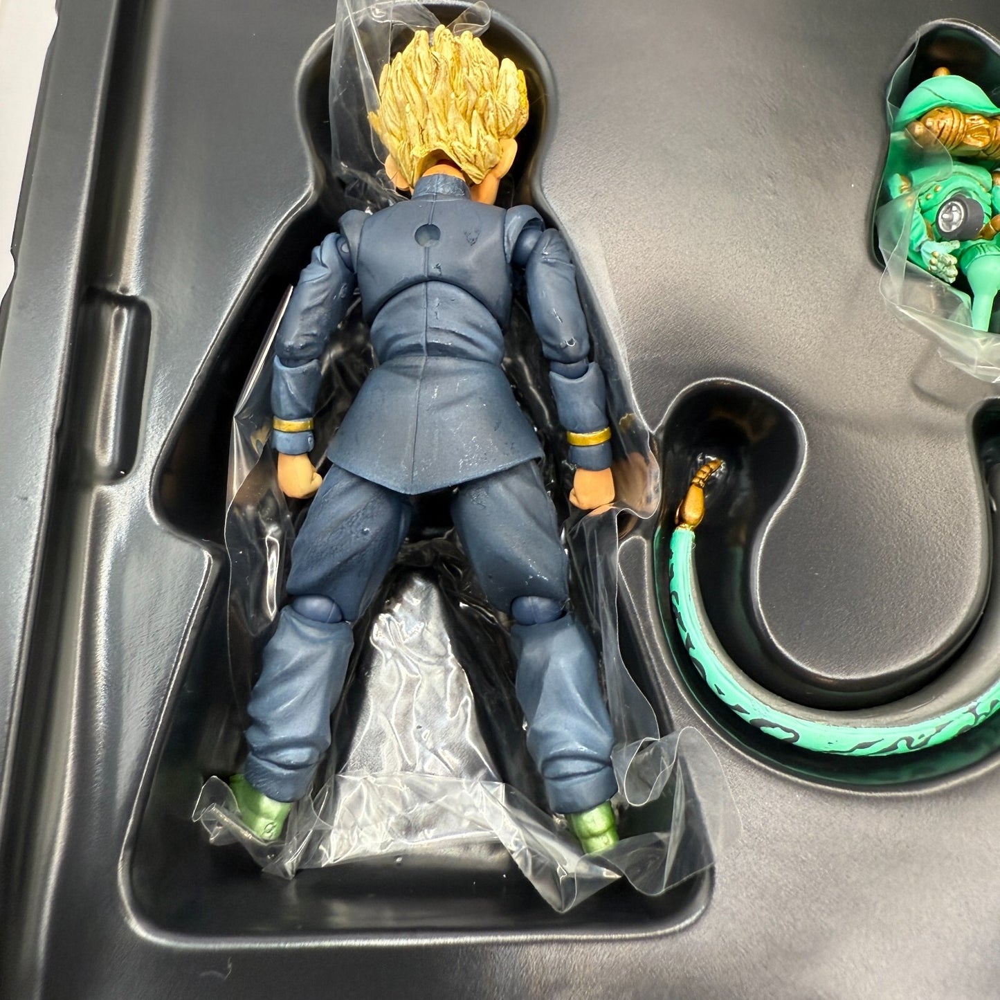 JoJo Part 4 Koichi Hirose & Echoes ACT1 ACT2 ACT3 Figure Set SAS Authentic Mint7