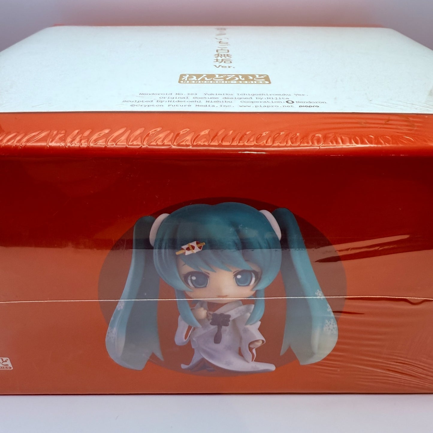 Nendoroid 303 Hatsune Miku Snow Miku 2013 Strawberry White Kimono Ver. [express]1