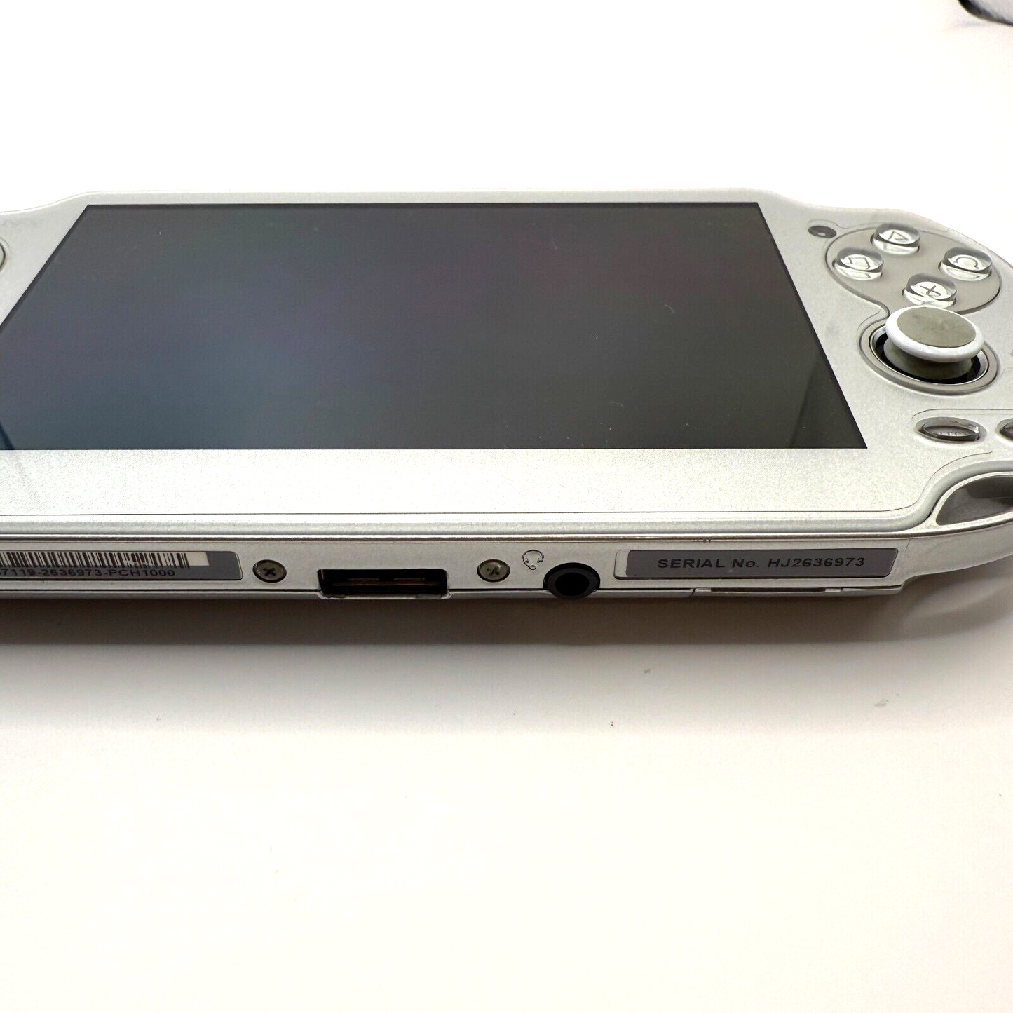 Sony PlayStation Vita PCH1000 ICE SILVER WiFi PSO2 soft & memory card 16GB10