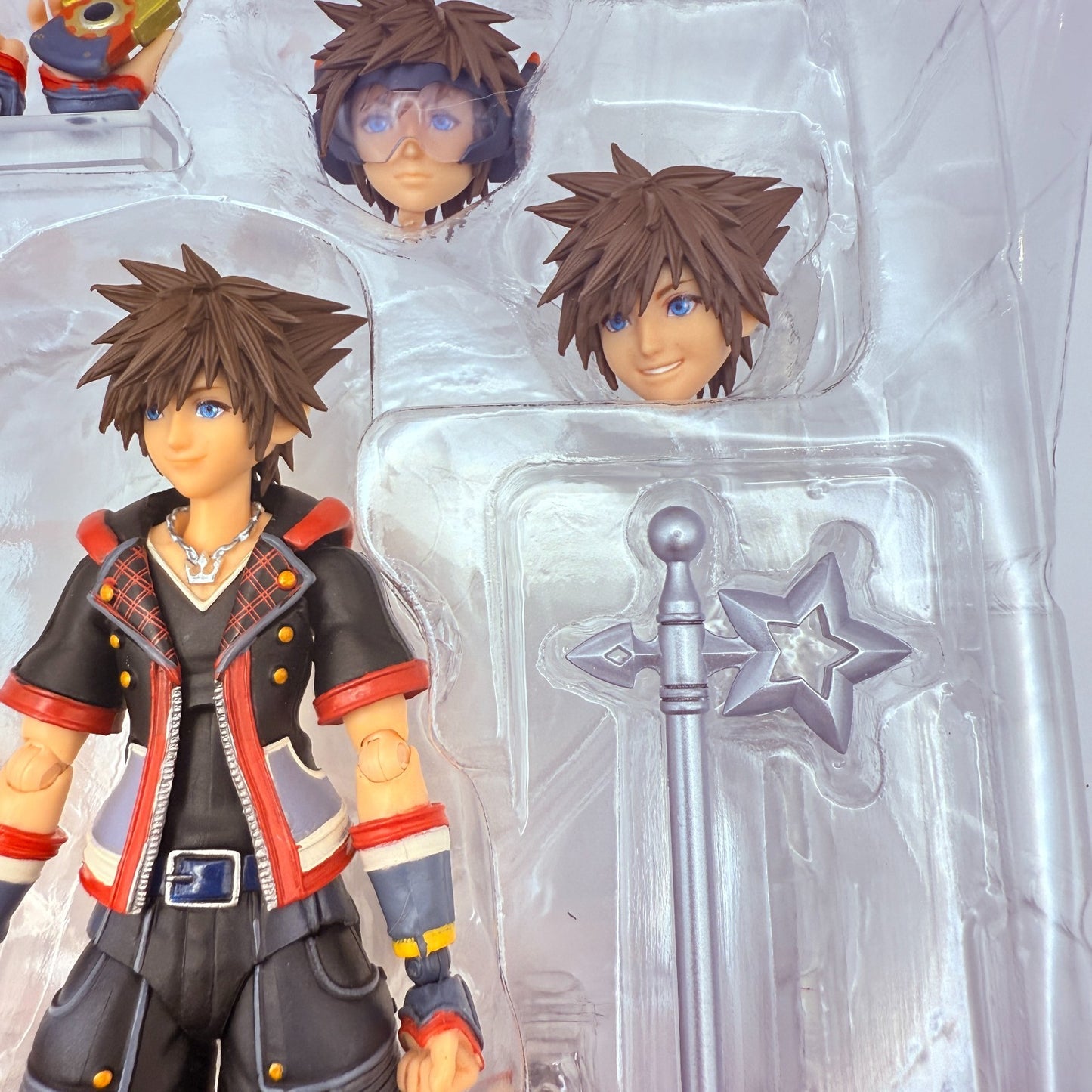 Square Enix Bring Arts Kingdom HeartsIII Sora Ver 2 Figure Disney Keyblade Japan7