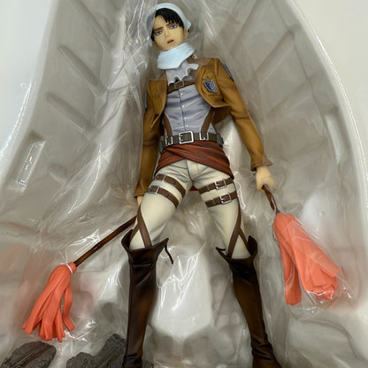 Sentinel BraveAct Levi Cleaning Ver. 1/8 Figure Attack on Titan Authentic5