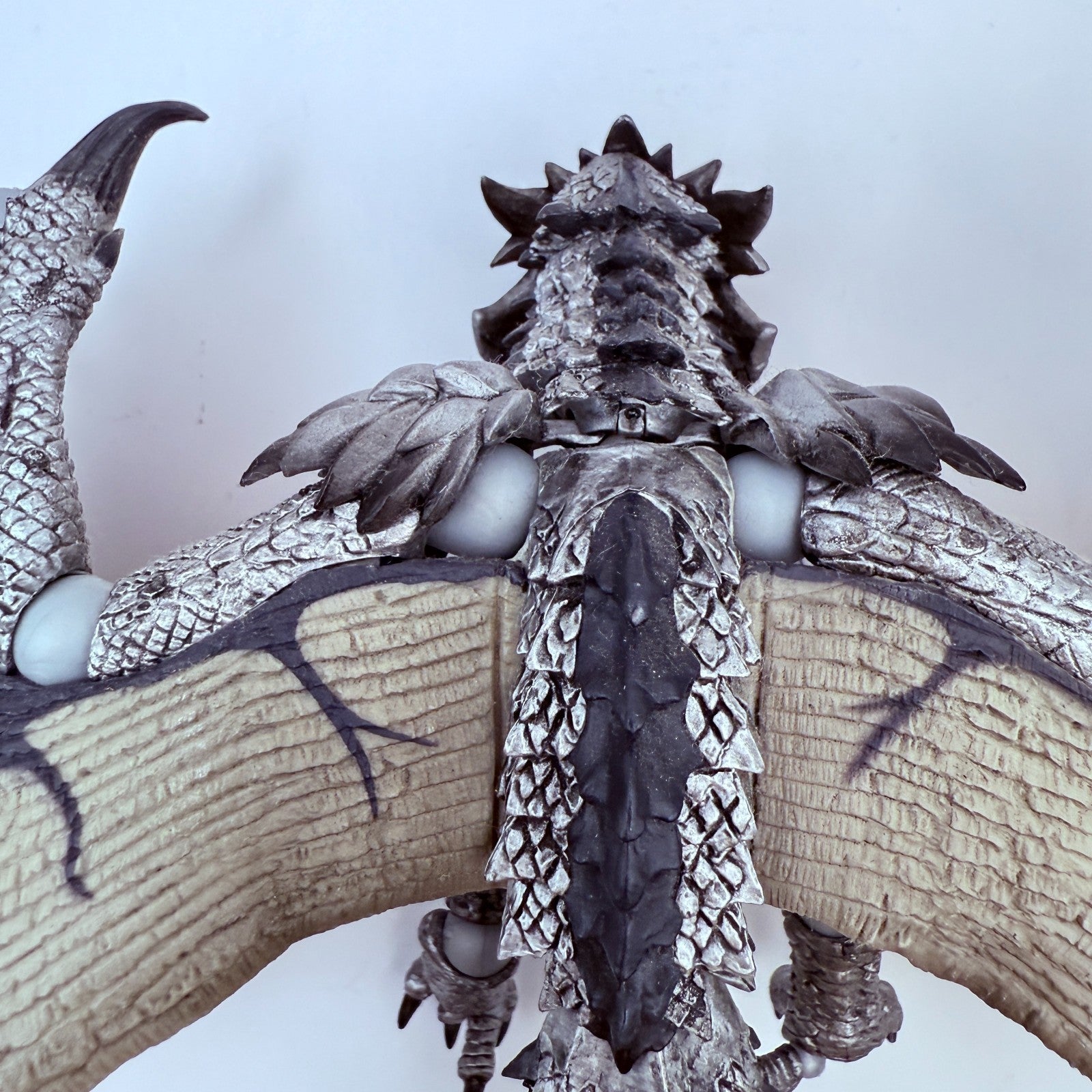 Monster Hunter Revoltech Liolaeus endangered species Action Figure express3