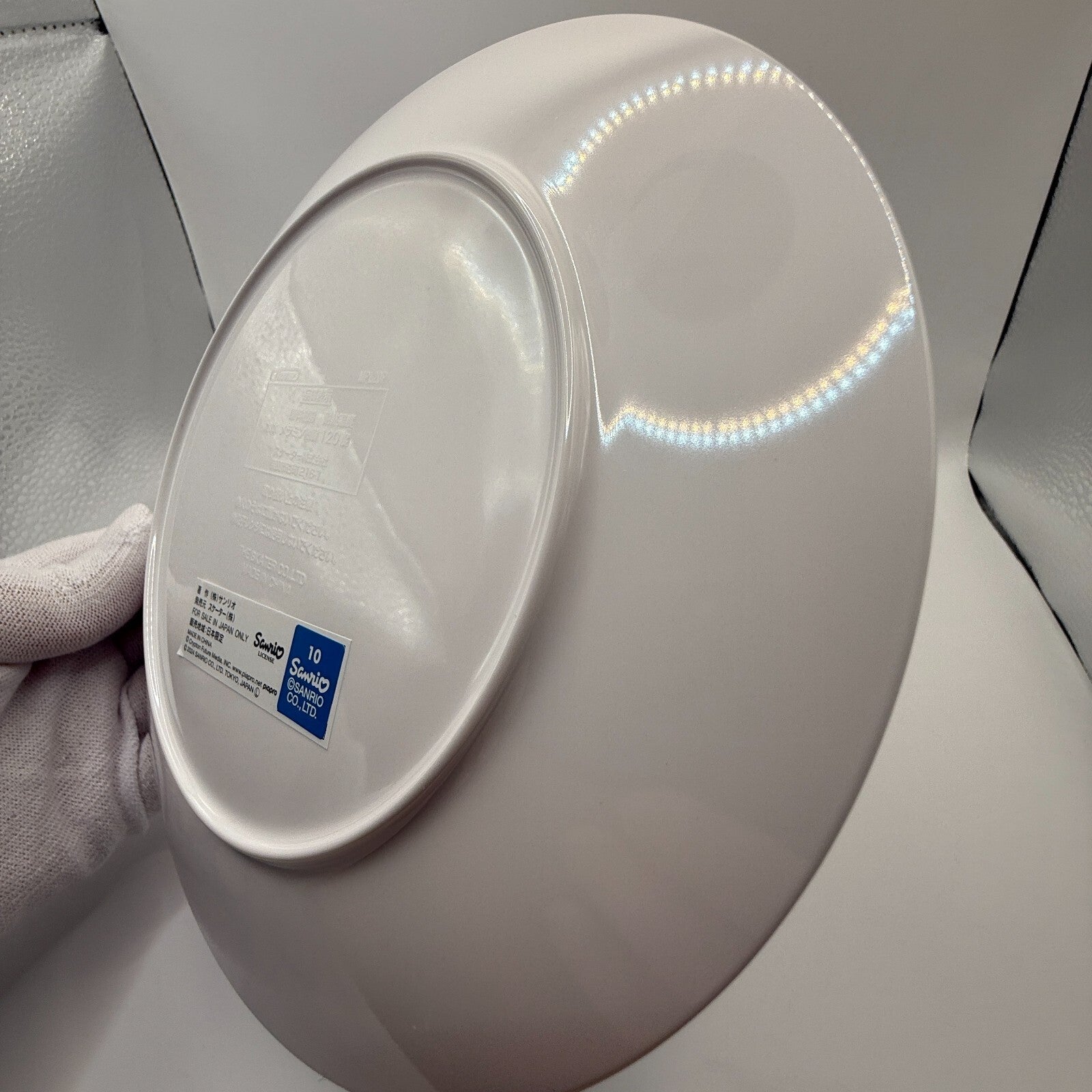 Hatsune miku & Cinnamon roll New prastic Melamine Plate sanrio [express]7