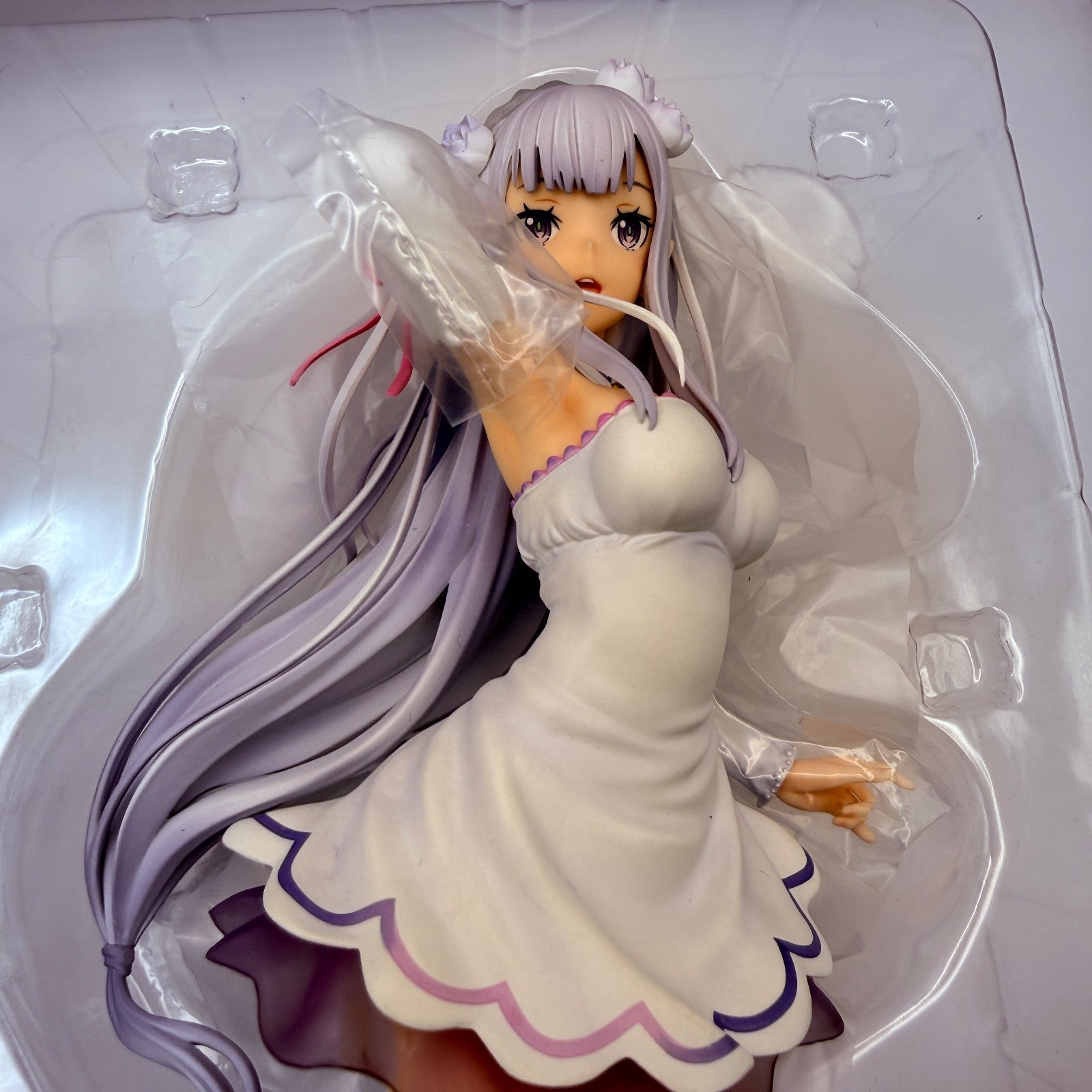 Phat! Re:Zero Emilia Wedding Ver 1/7 Scale Figure Opened Mint Authentic Japan10
