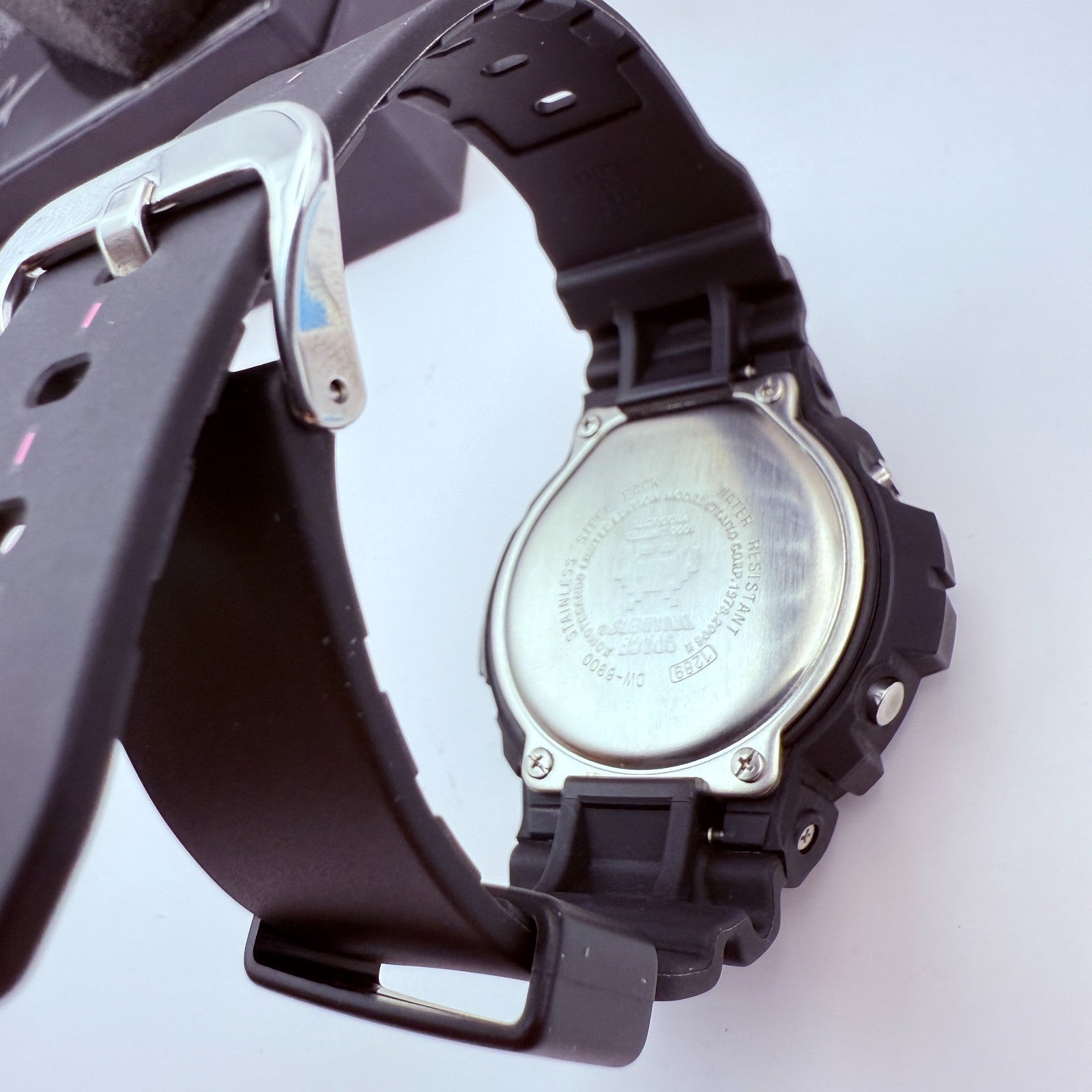 GSHOCK DW6900 SPACE INVADERS Limited Edition Black Pink OMOTESANDO Japan8