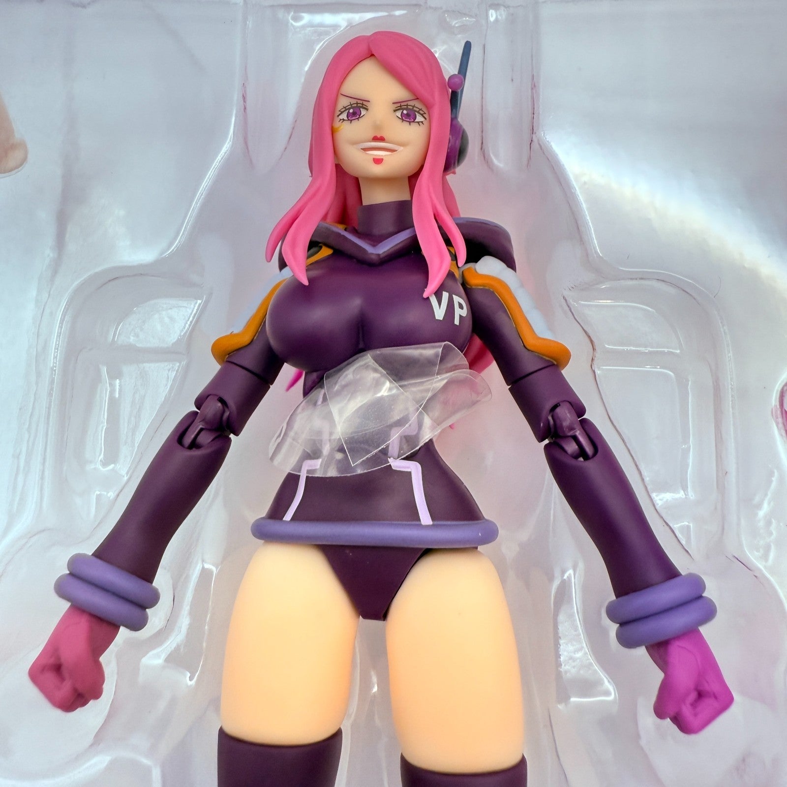 S.H.Figuarts Jewelry Bonney One Piece Egghead Future Island Bandai Open TOP MINT3