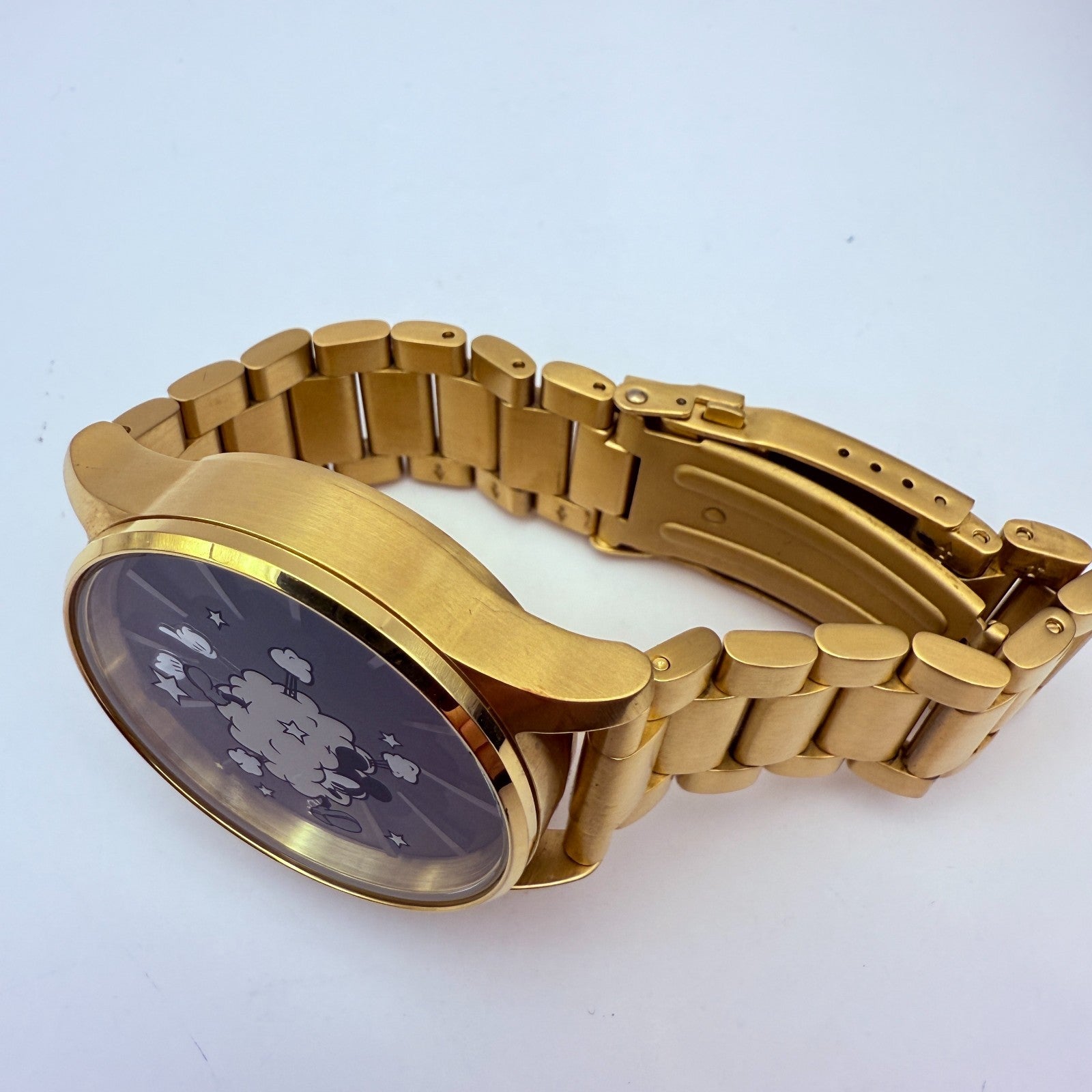 NIXON THE MICKEY MOUSE 90th SENTRY SS Wristwatch Quartz japan [express]6