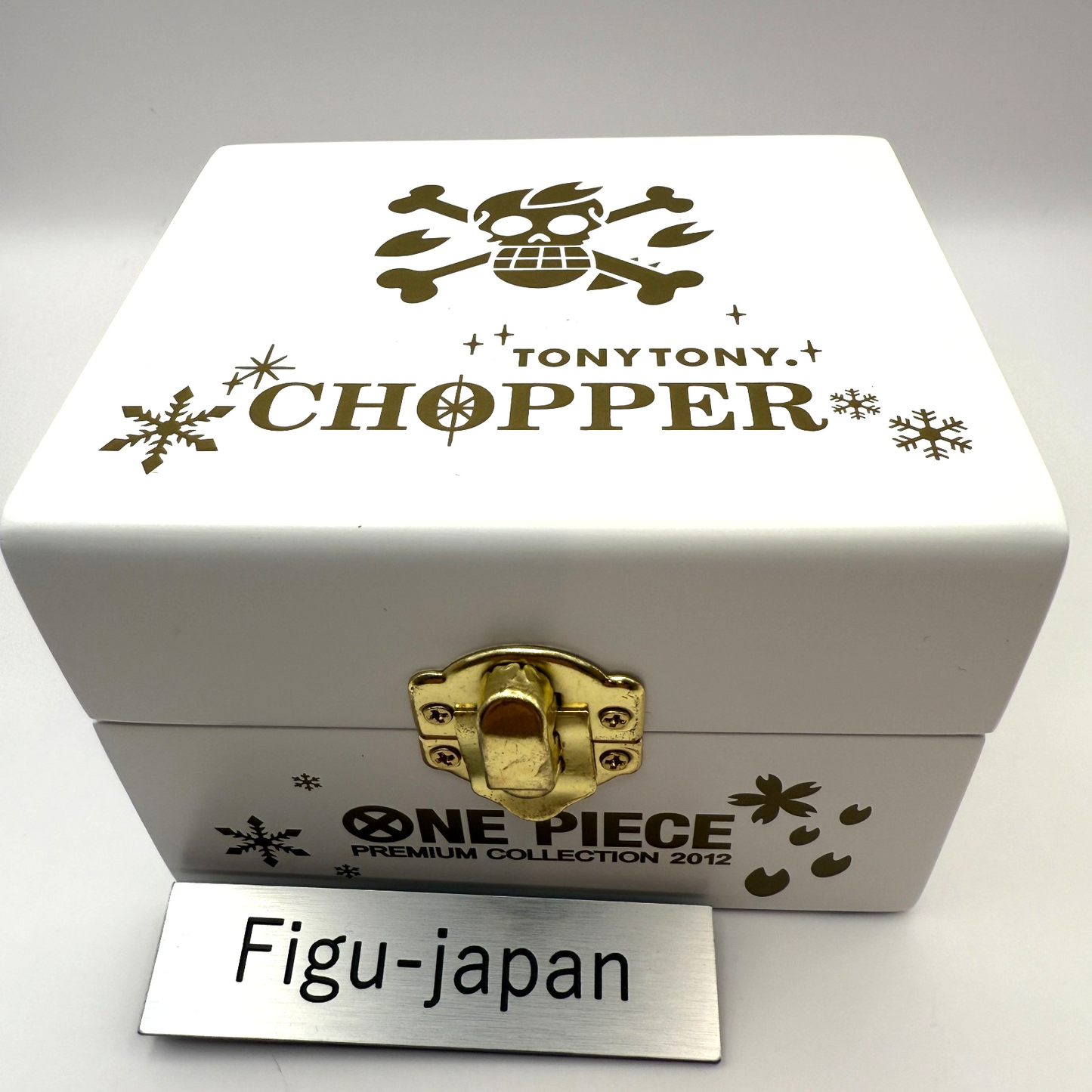 ONE PIECE Tony Tony Chopper wristwatch Memories of Cherry Blossoms Rosé Log1