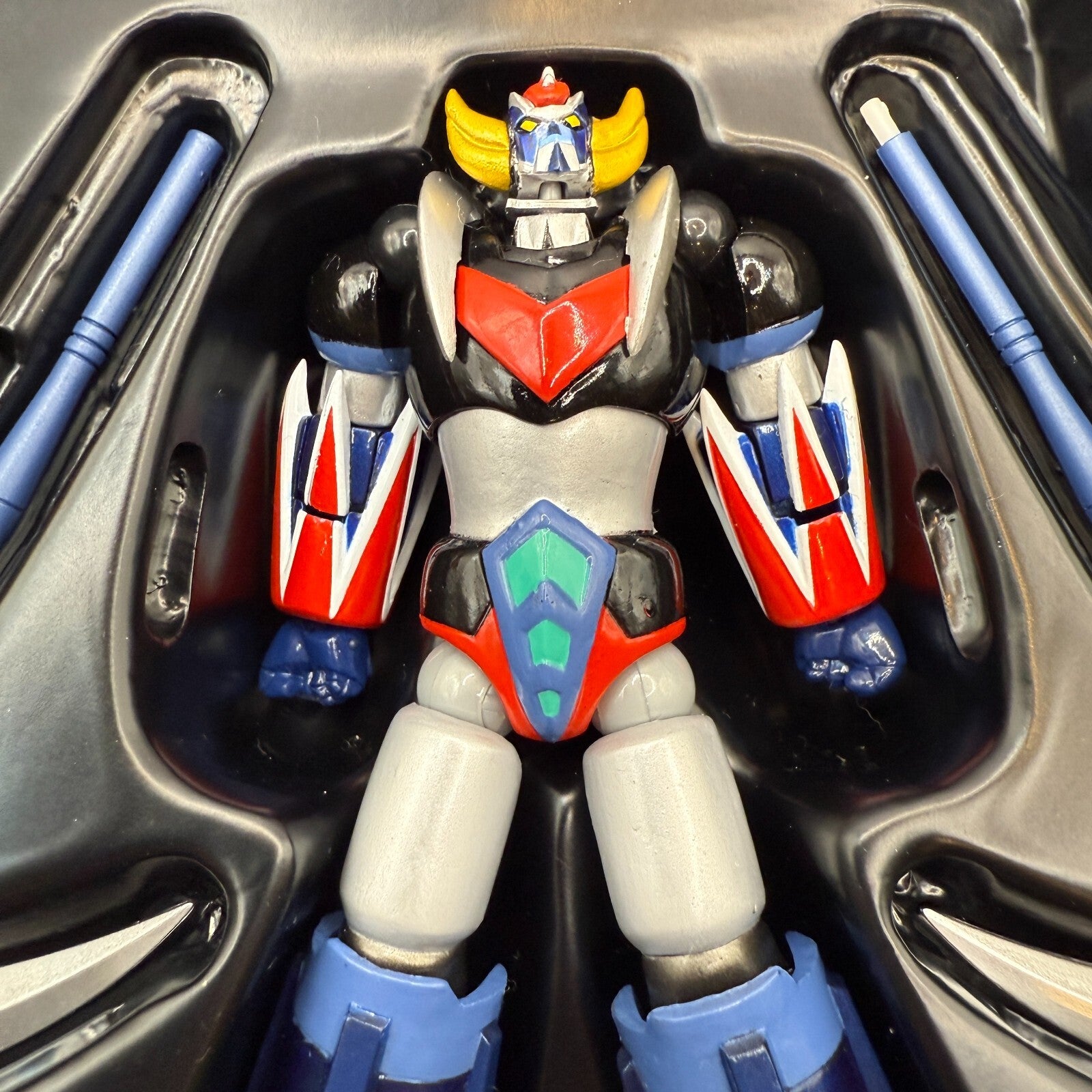 UFO Robot Grendizer Kaiyodo Revoltech 085 Action Figure japan[express]7