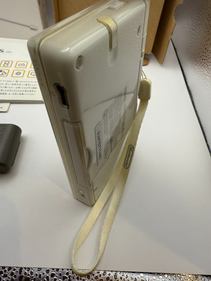 Nintendo DS Lite white + Charger Genuine touch pen Cleaned + Tested express5