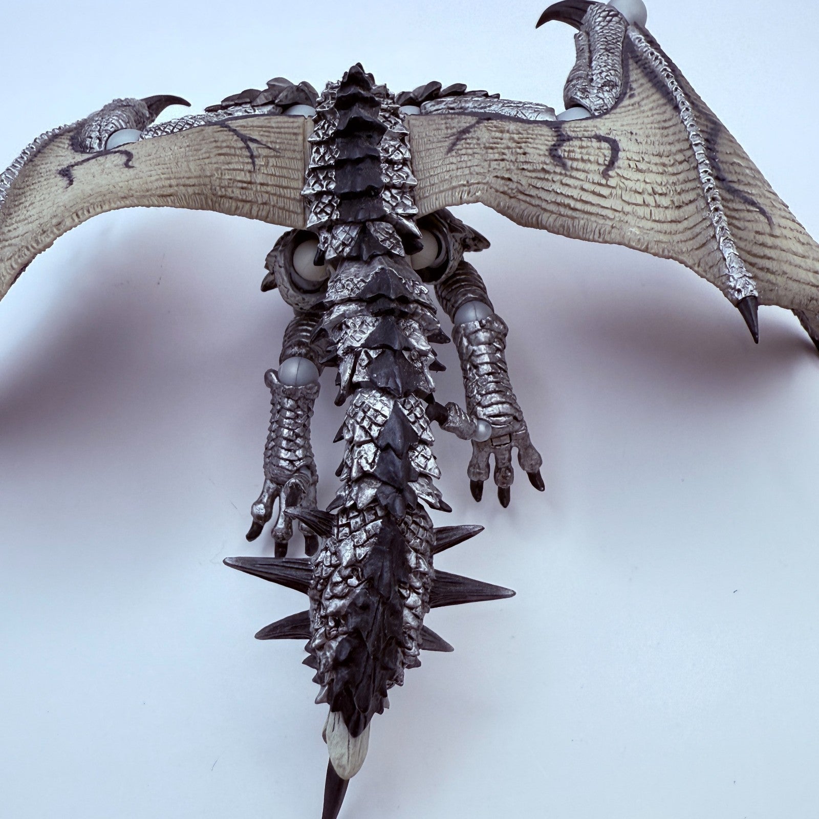 Monster Hunter Revoltech Liolaeus endangered species Action Figure express6