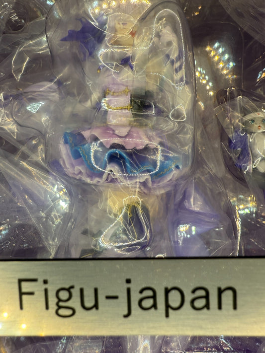 Re:Zero Emilia Idol Ver 1/7Scale Figure eStream Shibuya Scramble New Box Damaged1