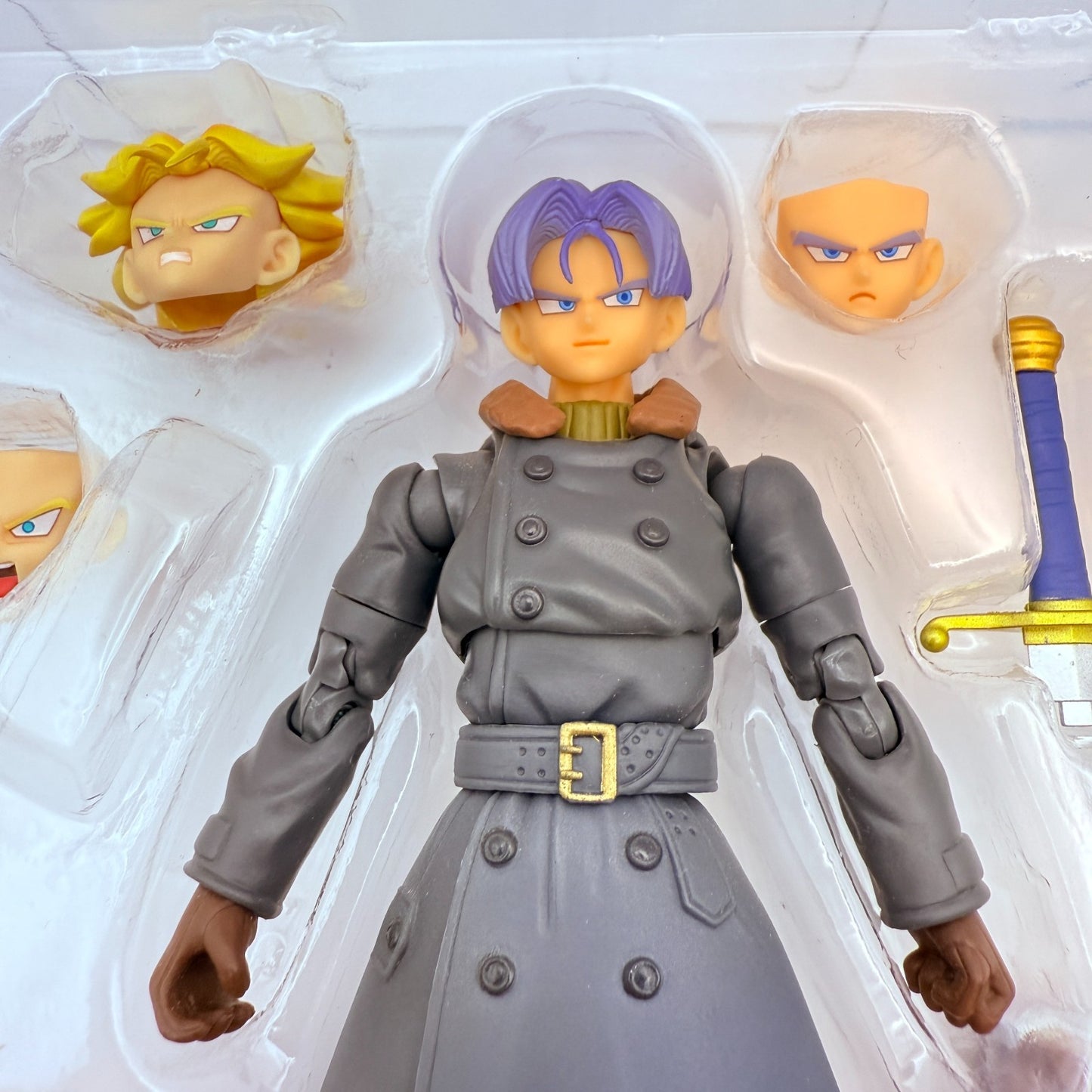 S.H.Figuarts Trunks Xenoverse Edition Dragon Ball Action Figu Japan express7