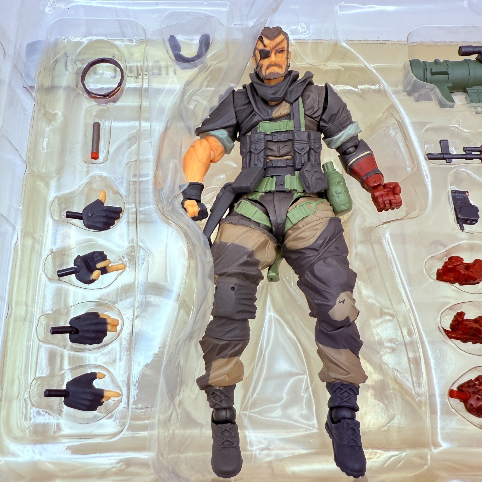 MGS V Venom Snake RM-012 Action Figure Revoltech Fully Articulated Japan5