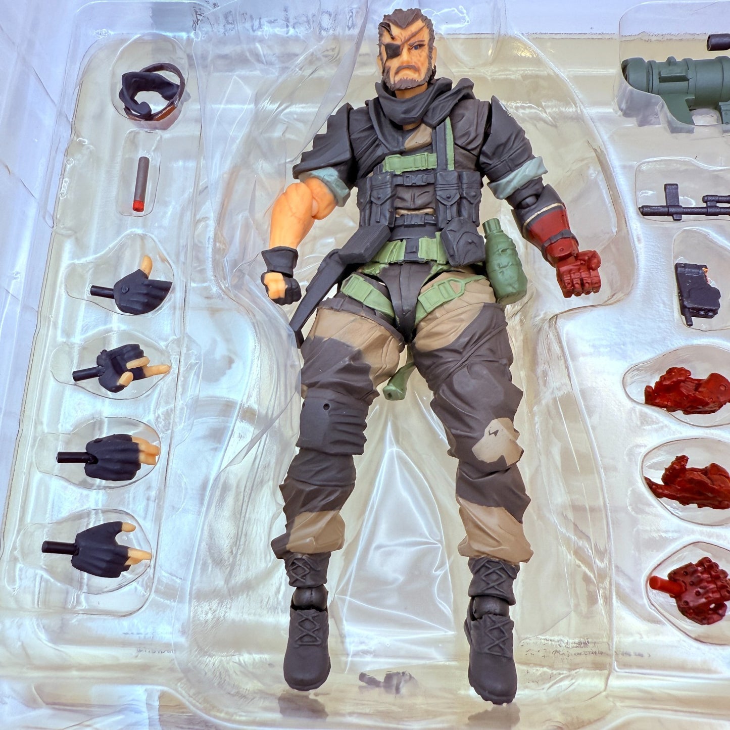 MGS V Venom Snake RM012 Action Figure Revoltech Fully Articulated Japan4