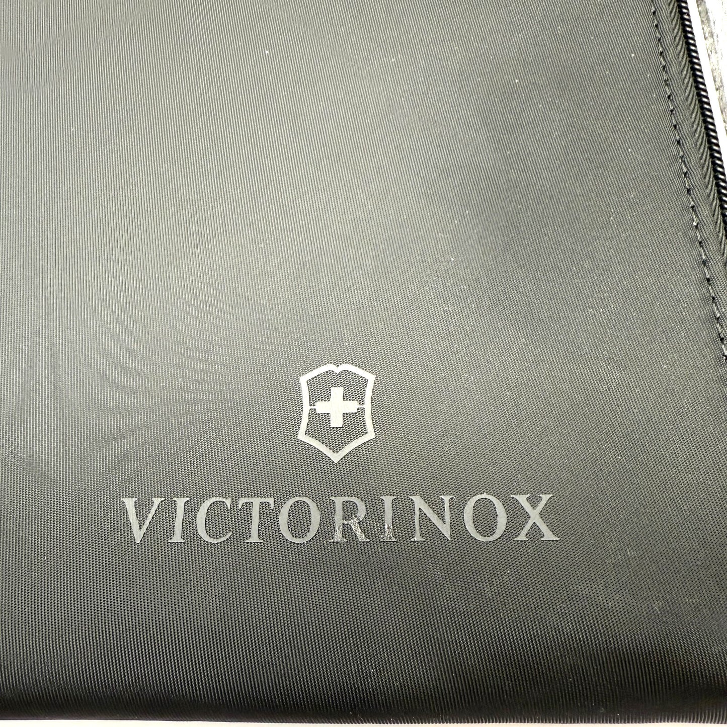 Victorinox Official Laptop Sleeve PC Case article not for sale Up to 17" PC 