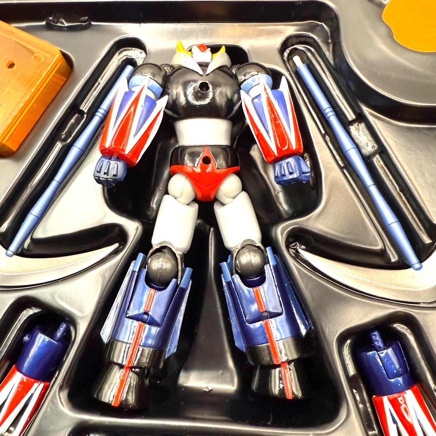 UFO Robot Grendizer Kaiyodo Revoltech 085 Action Figure japan used 