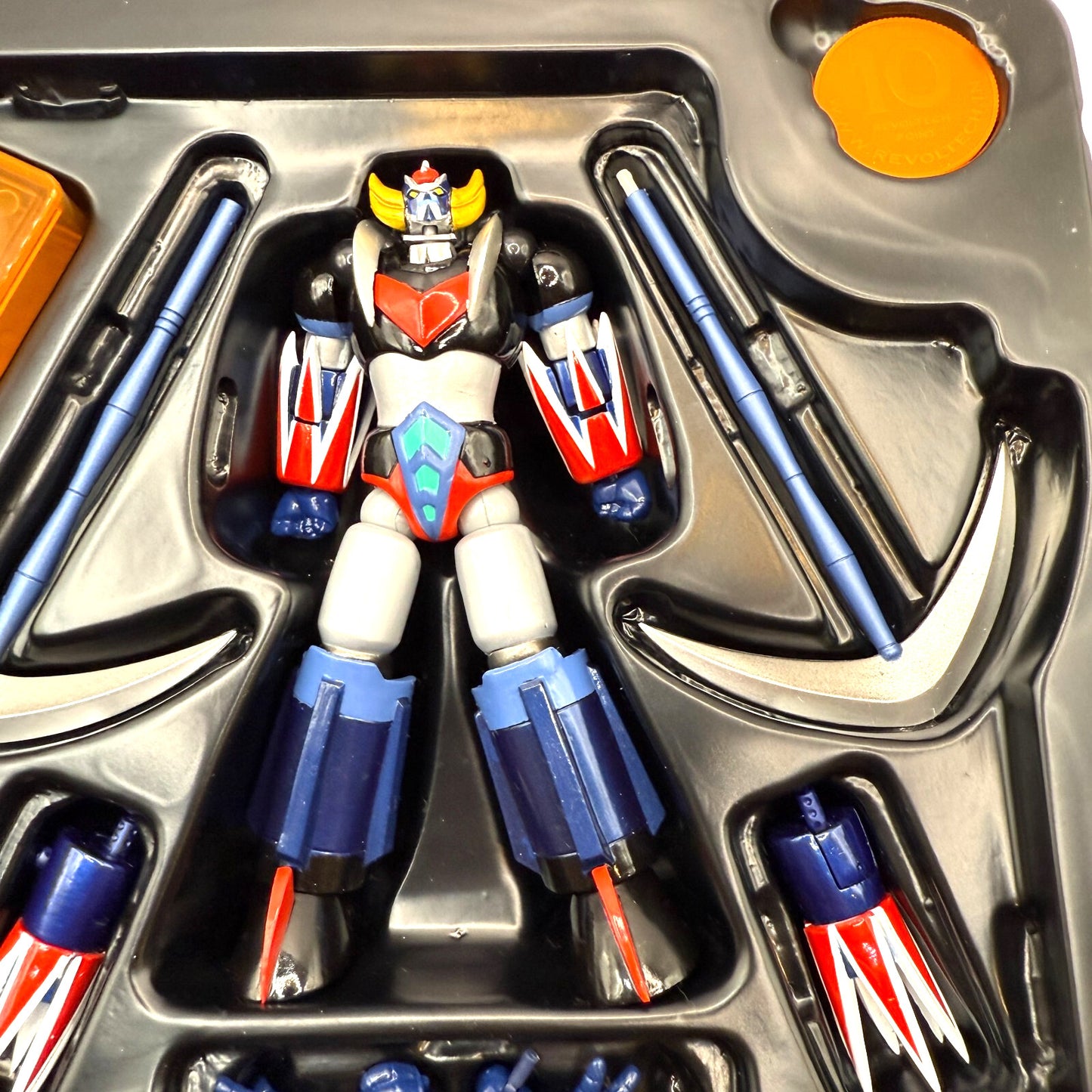 UFO Robot Grendizer Kaiyodo Revoltech 085 Action Figure japan used 
