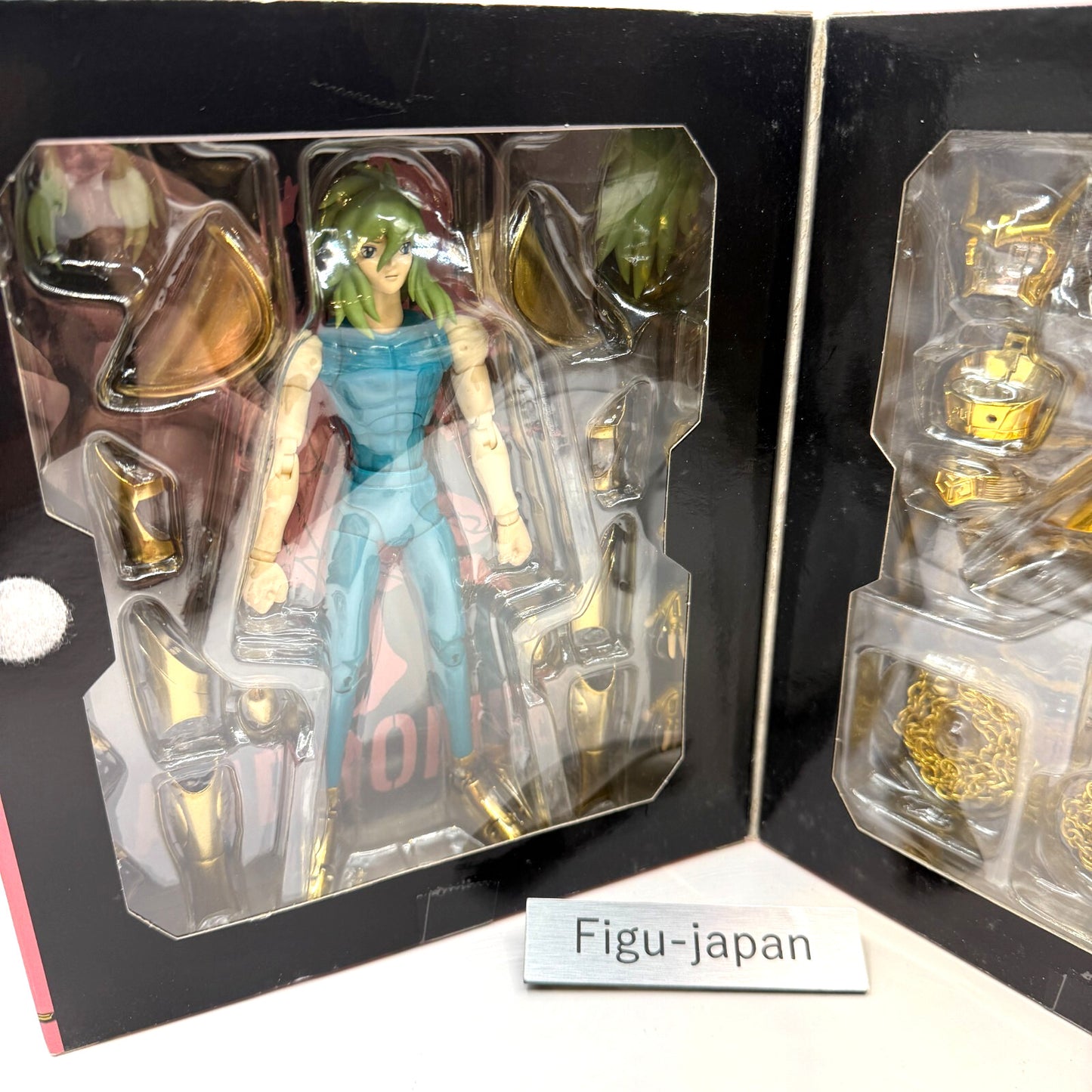 Saint Seiya Mythology Andromeda Shun Early Bronze Saint Cloth limited gold 